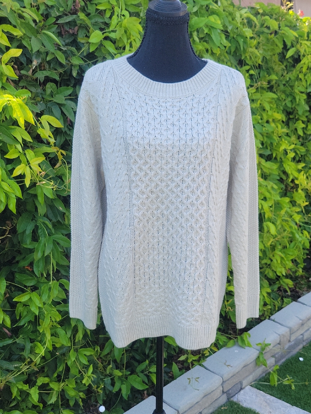 St. John's Bay Creamy Beige Cozy Cable Knit Sweater L